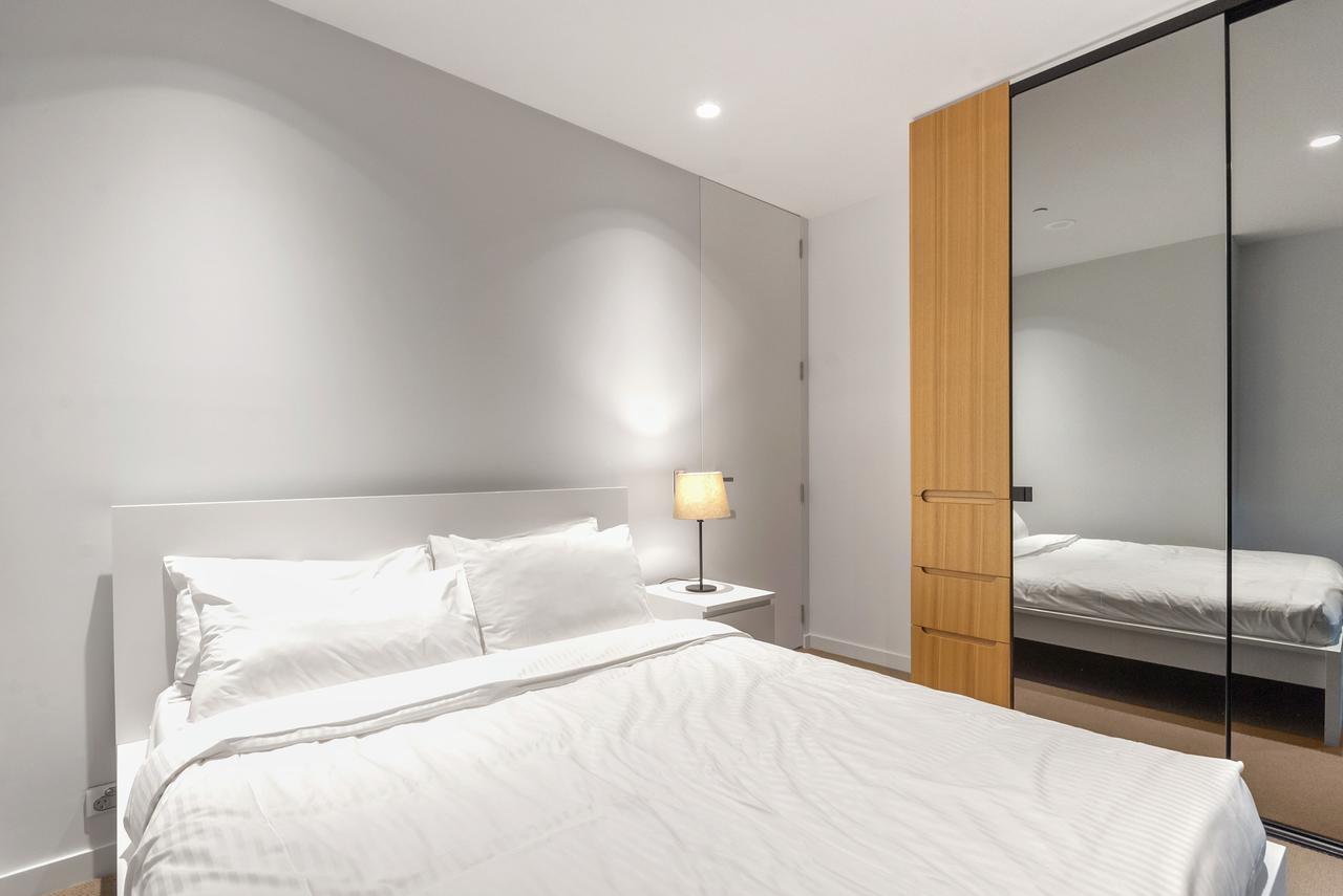 Light Tower Apartment Melbourne Exterior foto